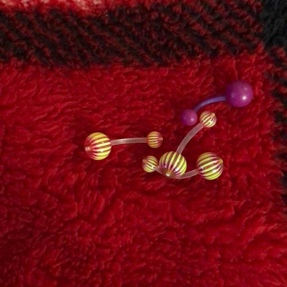 Plastic Belly Rings - Picture 6 of 6